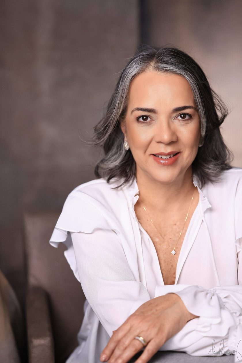 Dra. Eliziane Leite